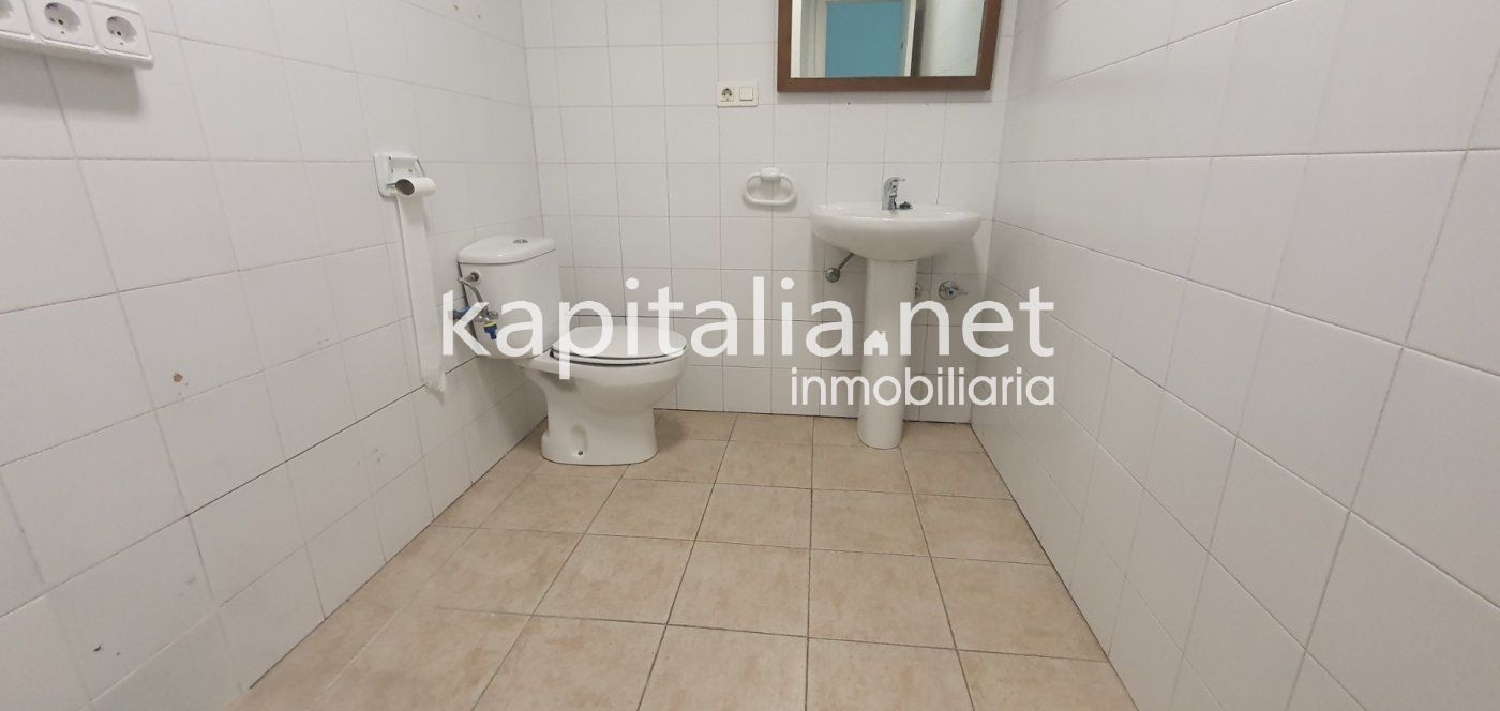  till salu lokal Urbanització D'hèlios Vall D'albaida 5