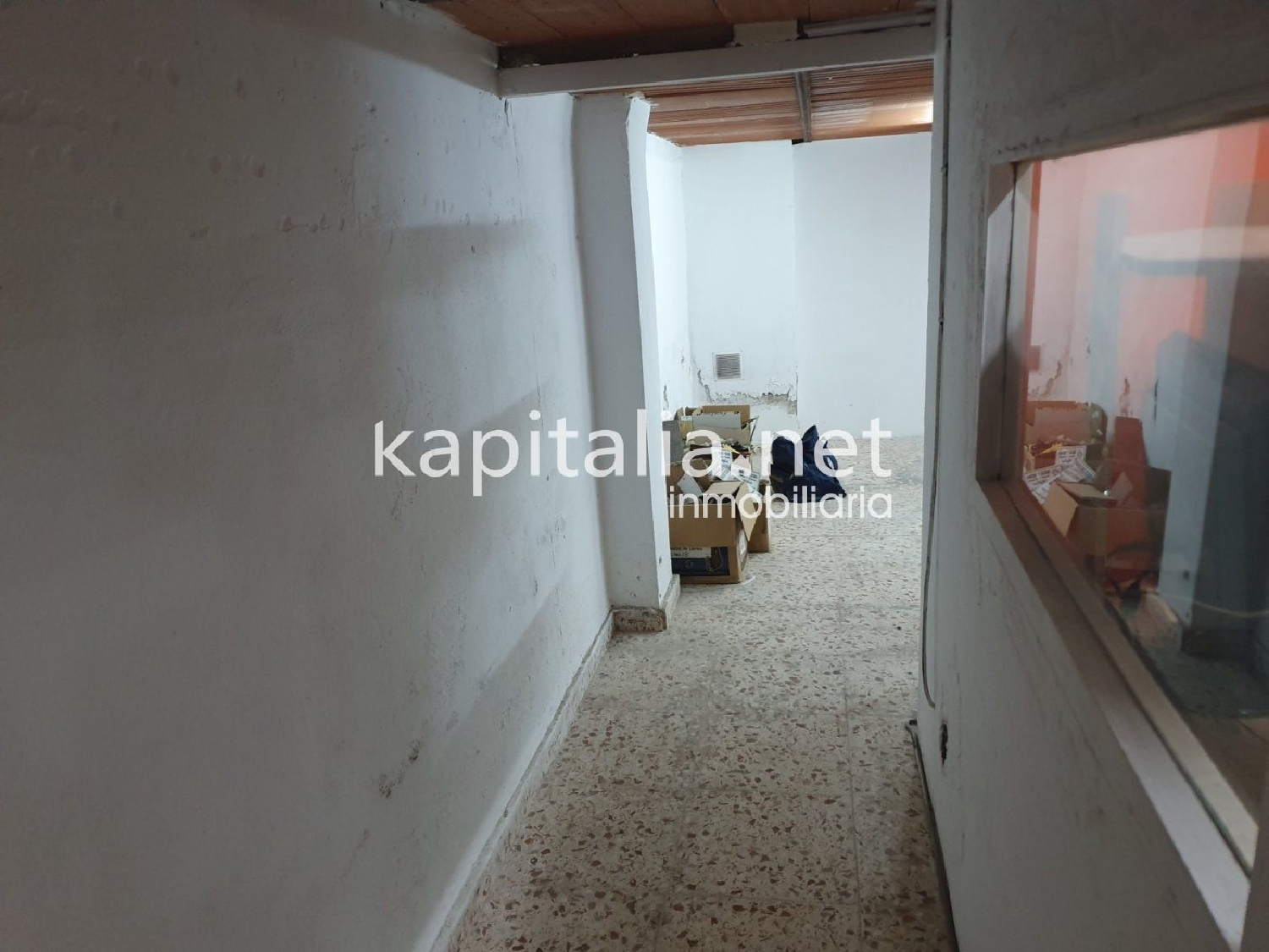  till salu lokal Urbanització D'hèlios Vall D'albaida 5