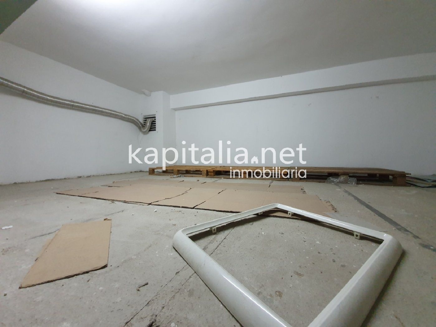  till salu lokal Urbanització D'hèlios Vall D'albaida 7