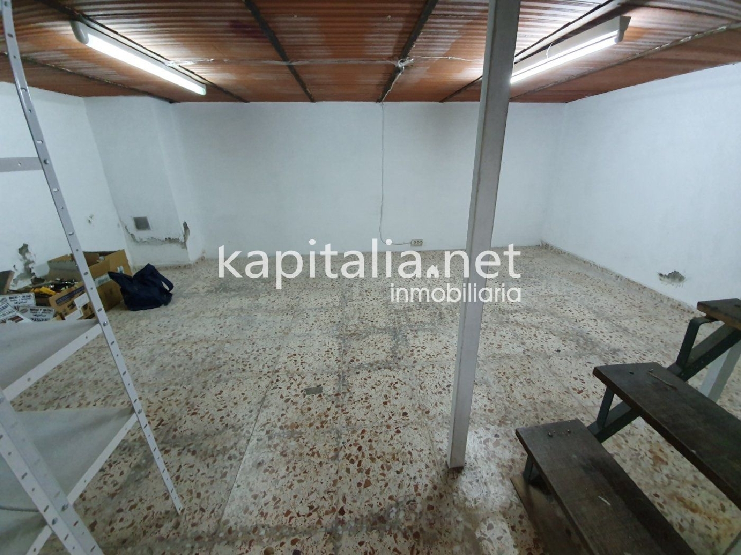  till salu lokal Urbanització D'hèlios Vall D'albaida 6