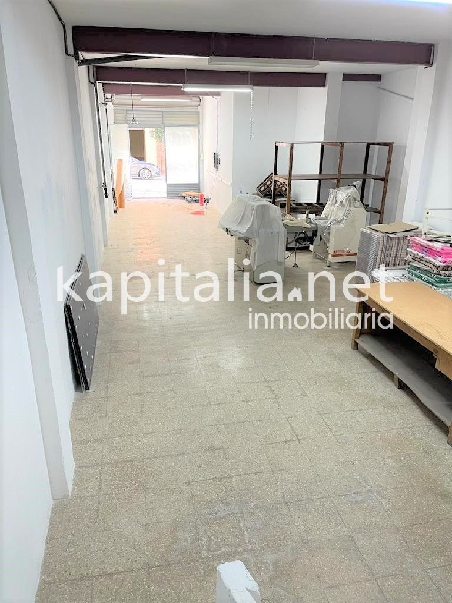  till salu lokal Urbanització D'hèlios Vall D'albaida 5
