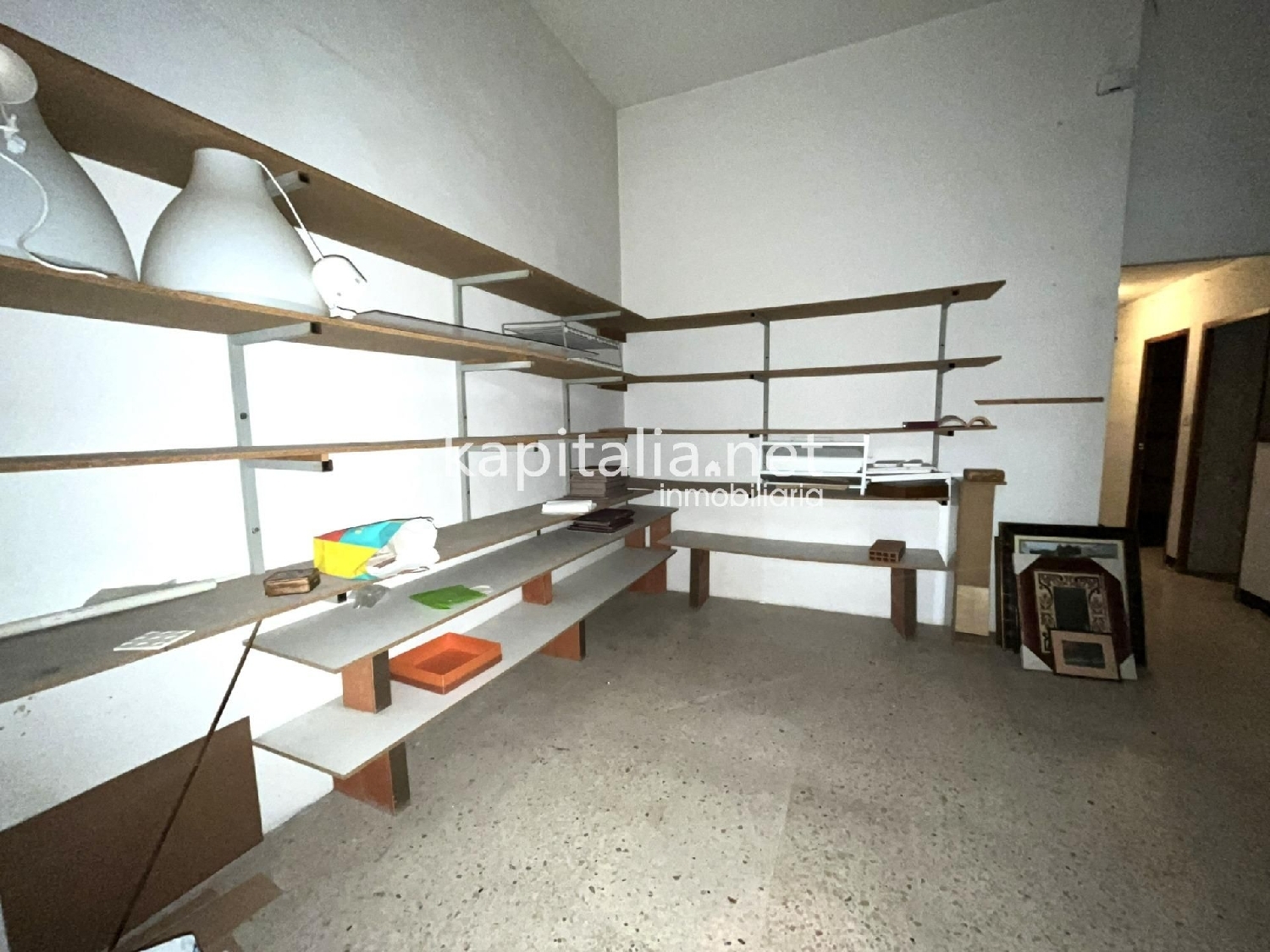  till salu lokal Urbanització D'hèlios Vall D'albaida 7