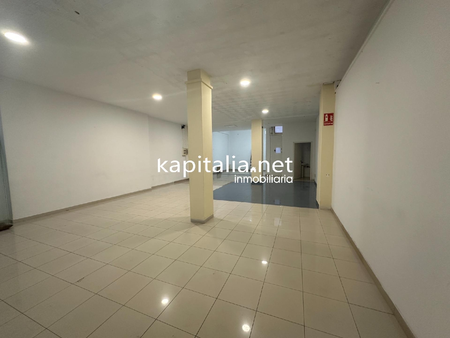  till salu lokal Urbanització D'hèlios Vall D'albaida 5