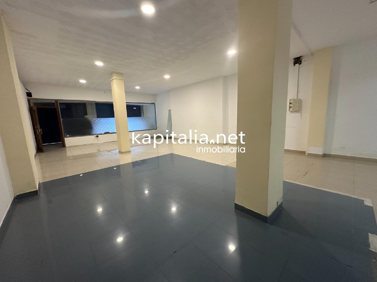  till salu lokal Urbanització D'hèlios Vall D'albaida 1