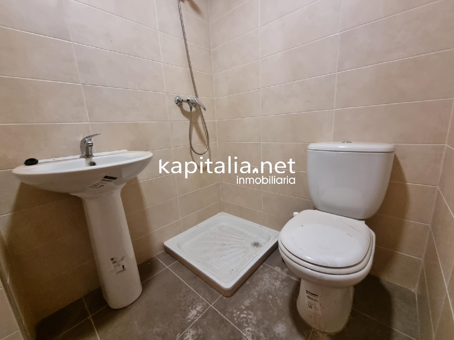  till salu lokal Urbanitzacio El Pilar Vall D'albaida 5