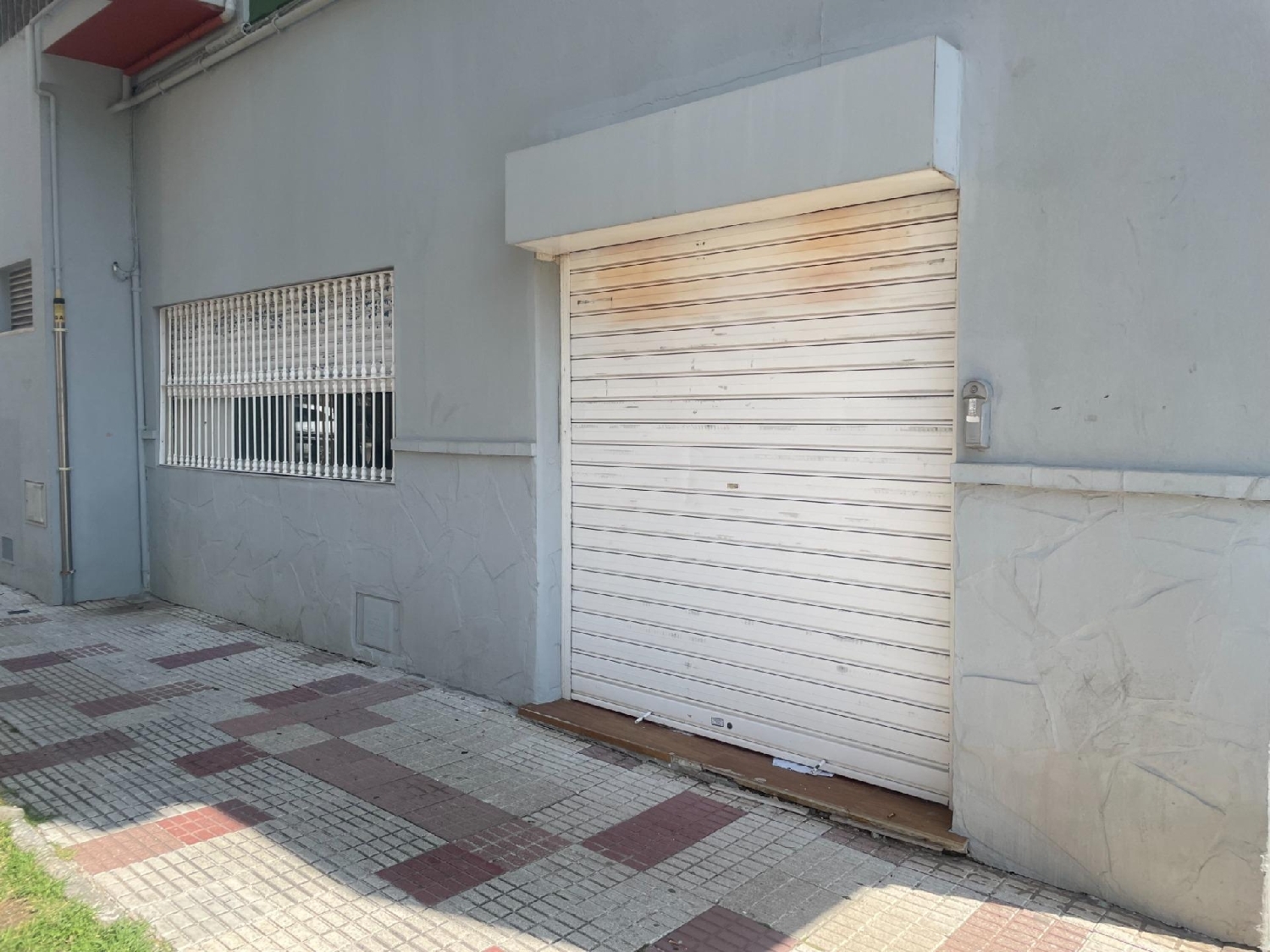 till salu lokal Urbanización Bahía Azul Campo De Gibraltar 2
