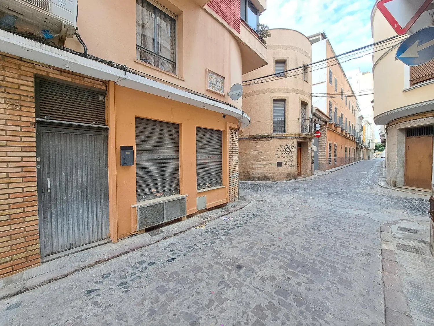  till salu lokal Santa Marina Ribera Alta 5