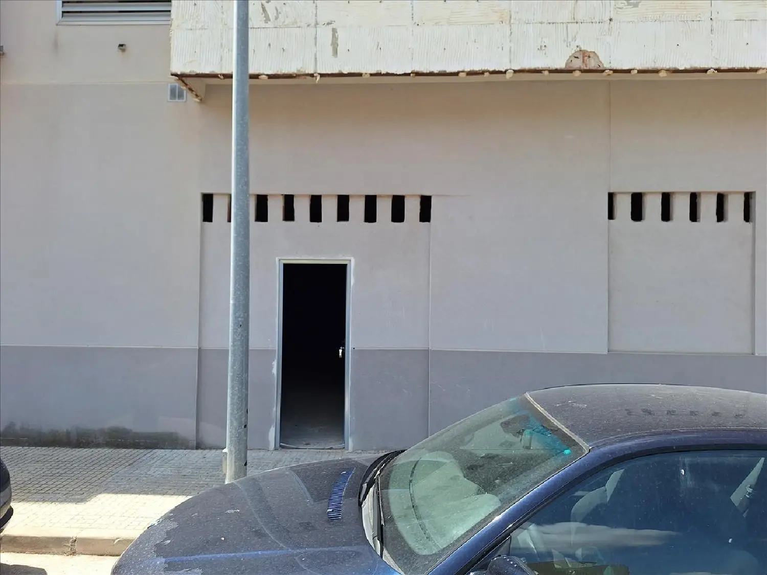 till salu lokal Urbanización San Blas Ribera Alta 2