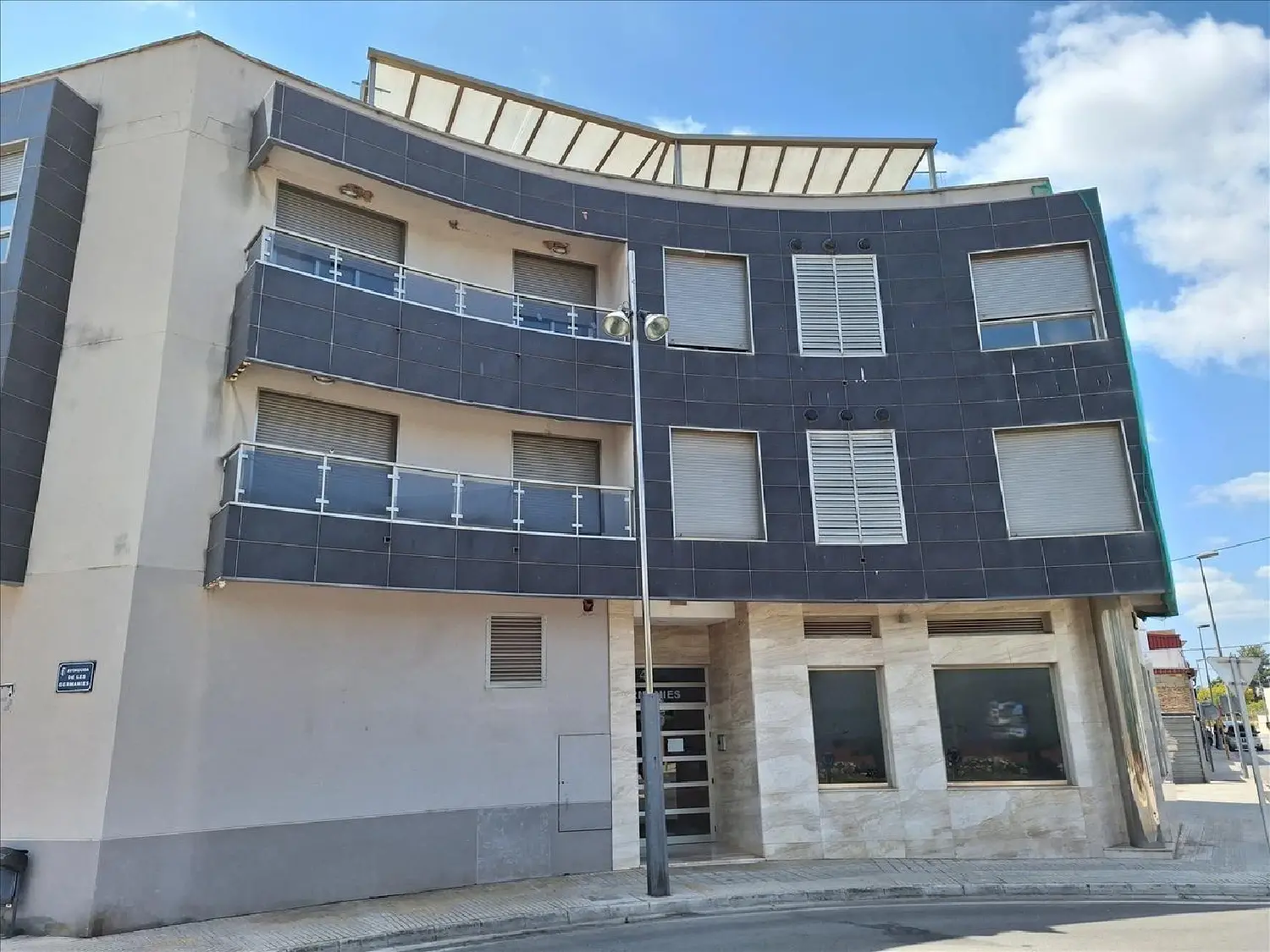  till salu lokal Urbanización San Blas Ribera Alta 1