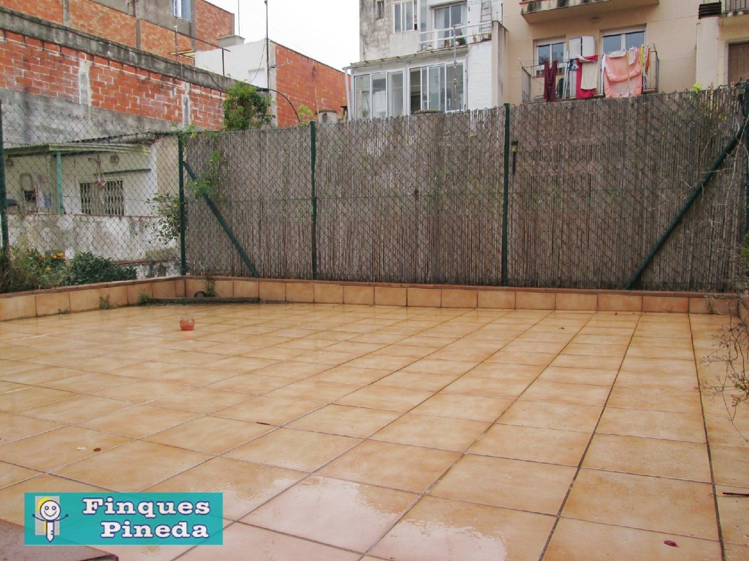 till salu lokal Valldenguli Maresme 3