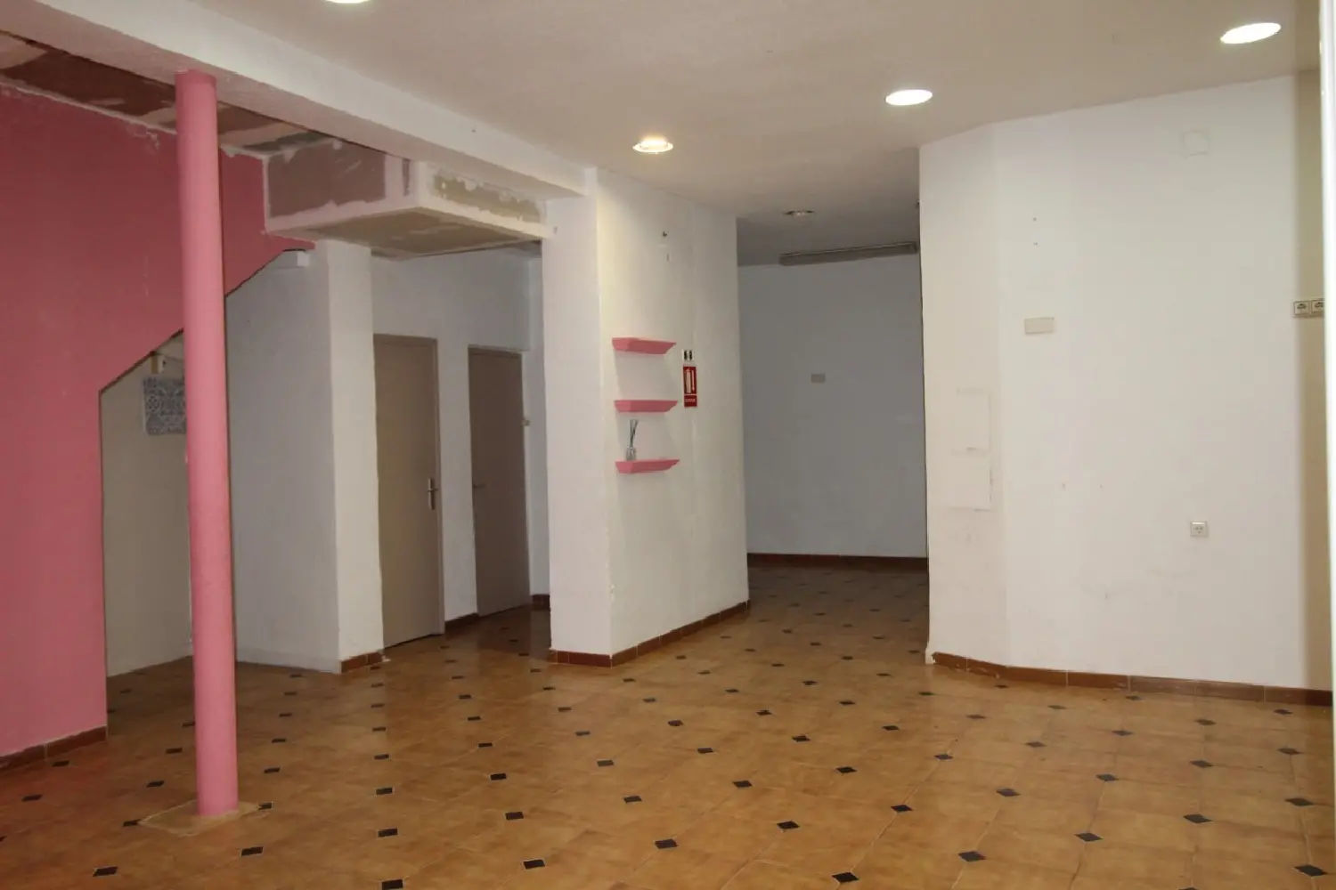  till salu lokal Vereda De Los Cubos Baix Segura 1