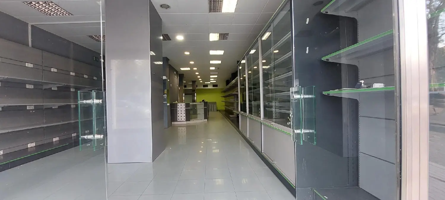 till salu lokal Villarrubia Córdoba 2