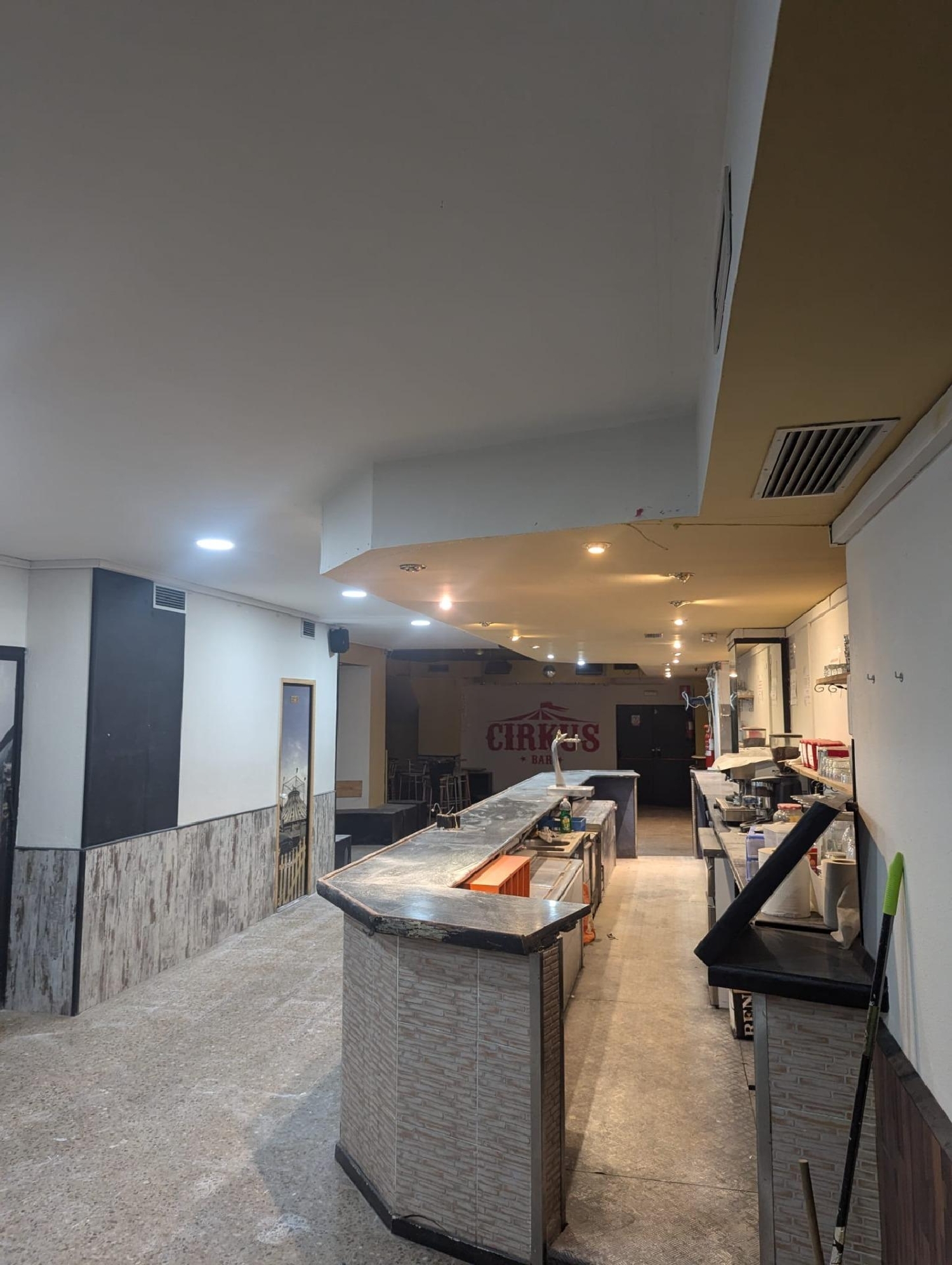  till salu lokal Viladecans Baix Llobregat 2