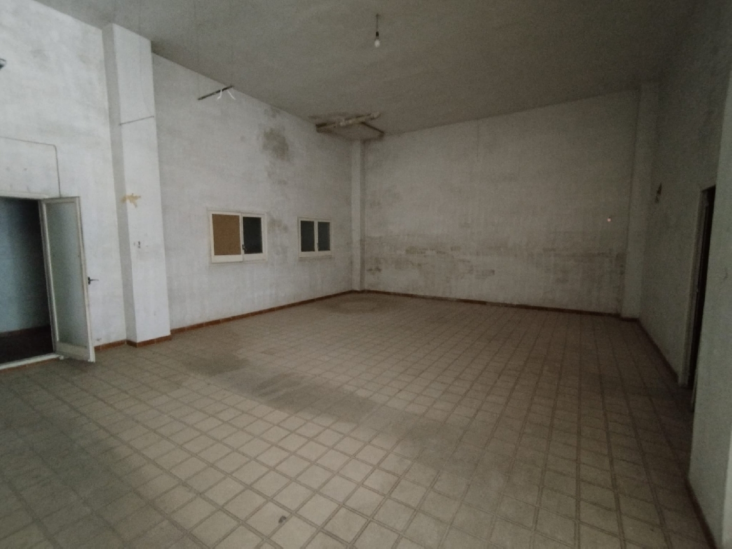  en venta local Vilafortuny Baix Camp 3