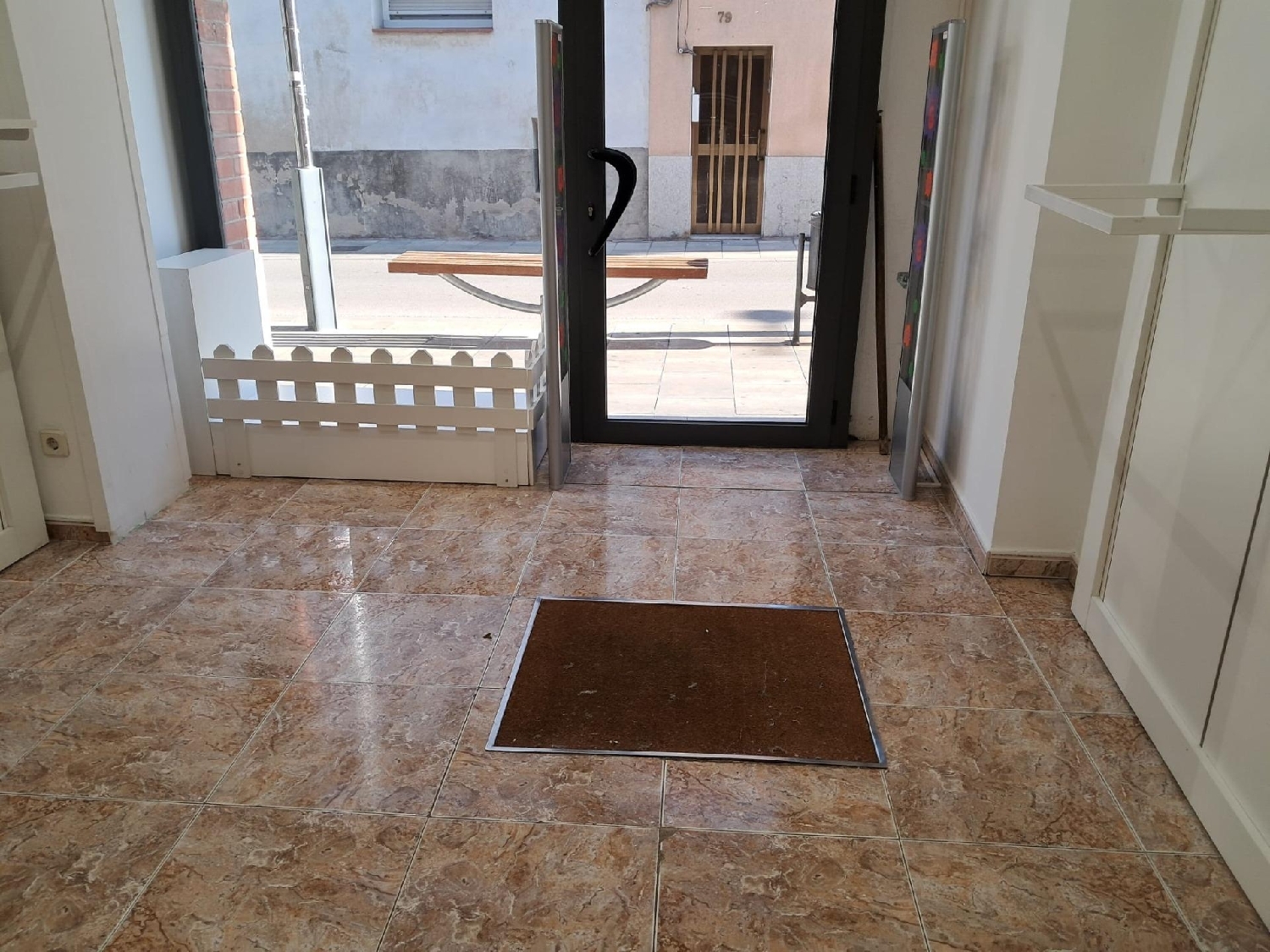  till salu lokal Vilanova Del Camí Anoia 7