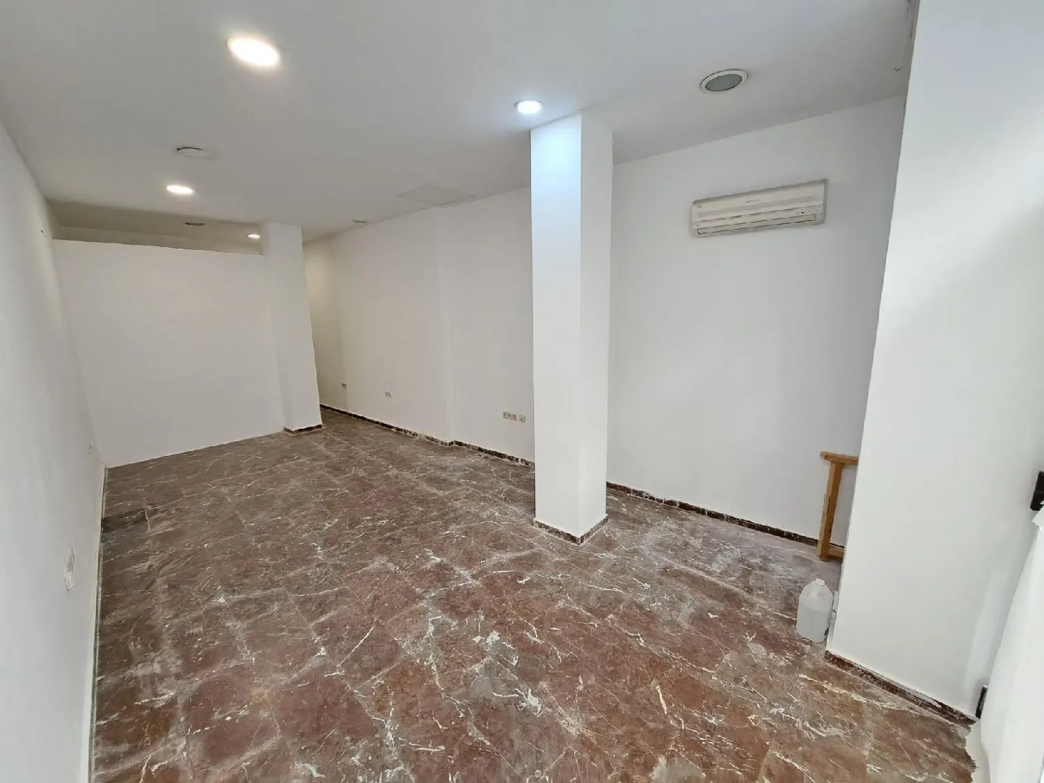  till salu lokal Sant Bernat Ribera Alta 1