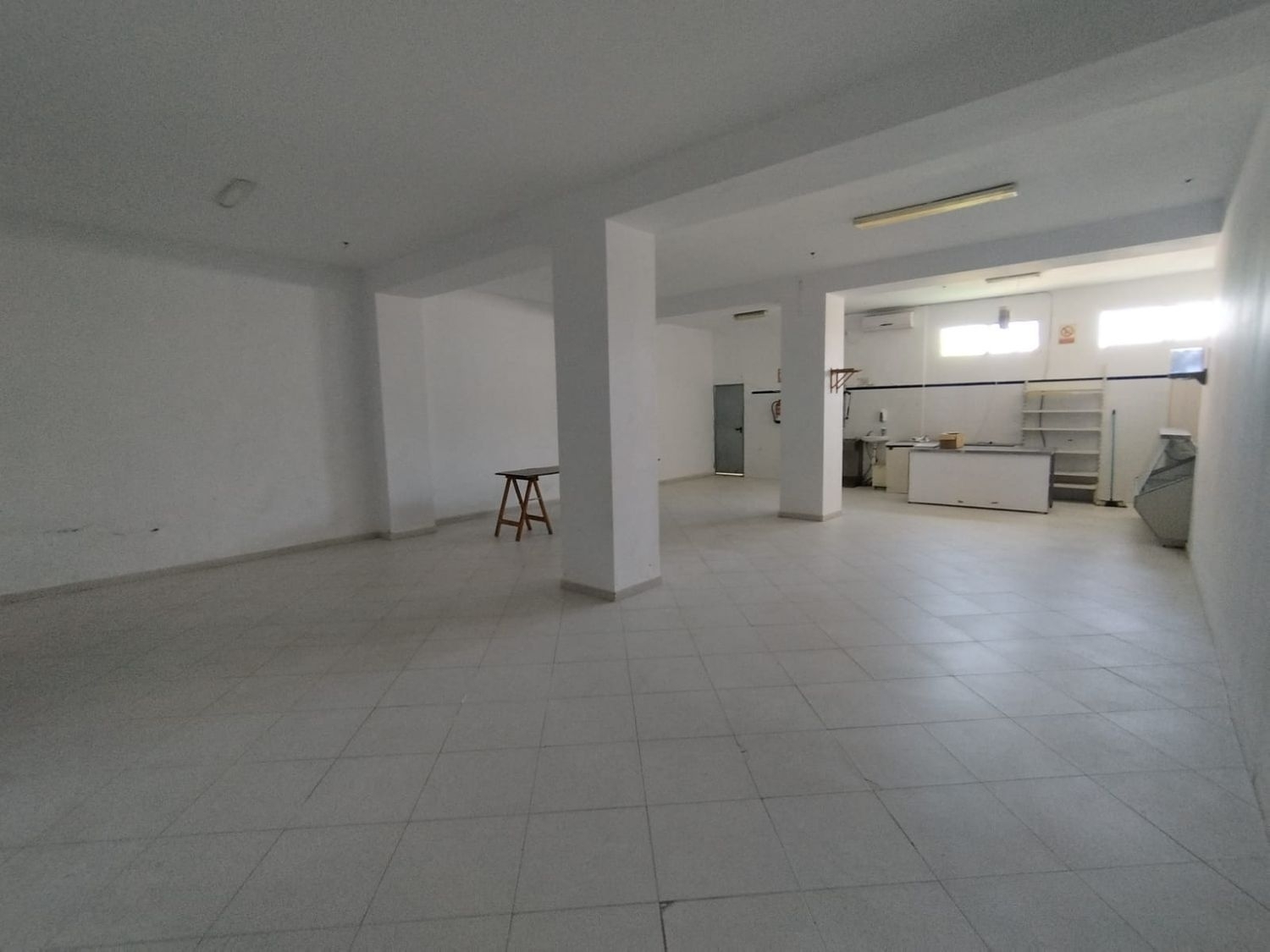  en venta local Villa Bularo Condado (El) 6