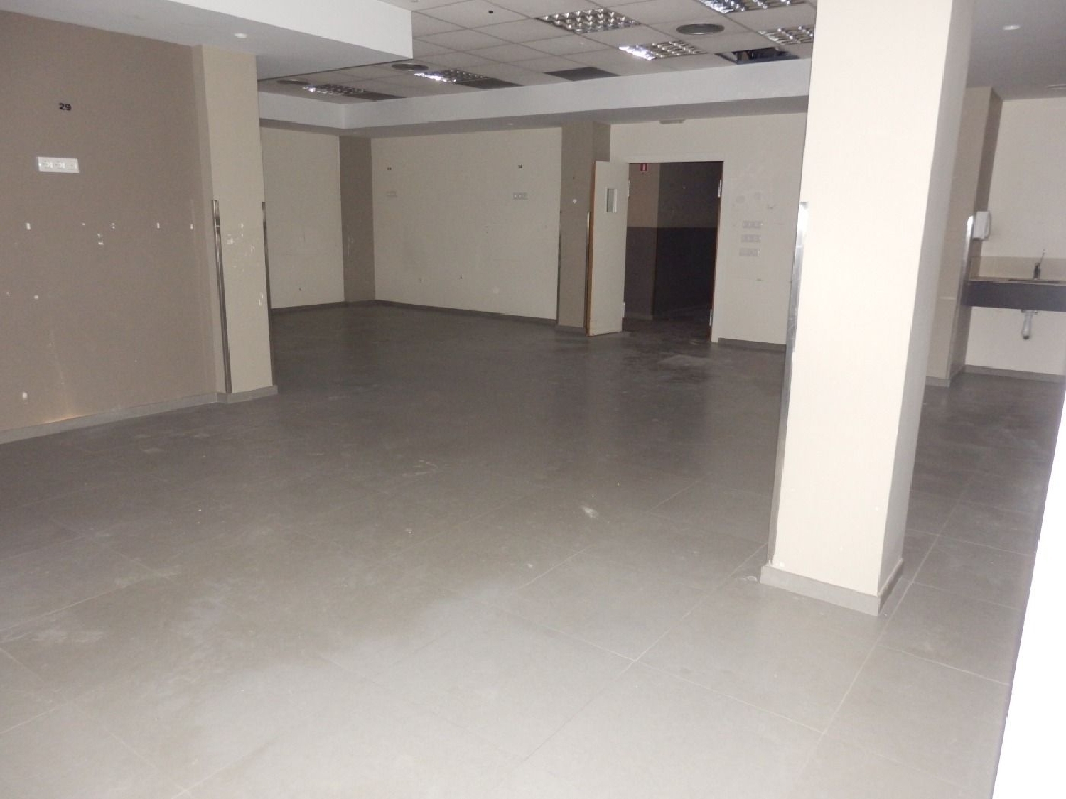  till salu lokal Vinaros Baix Maestrat 1