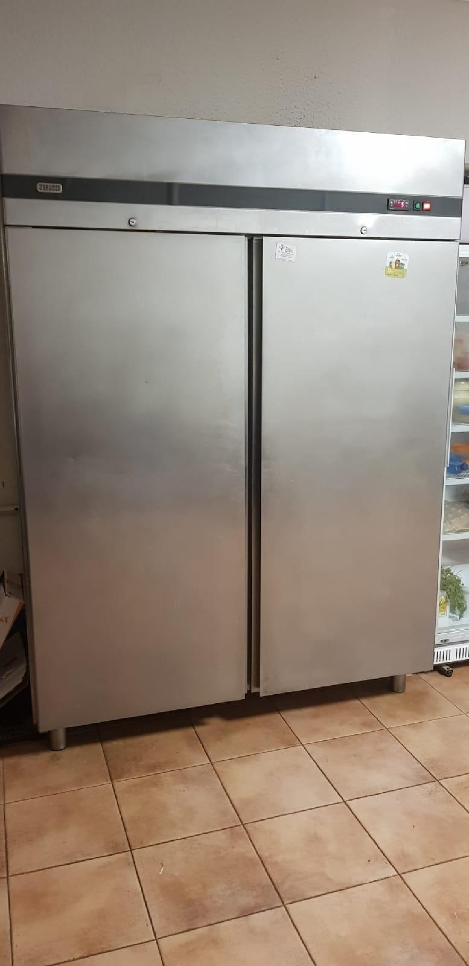  till salu lokal Vinaros Baix Maestrat 8