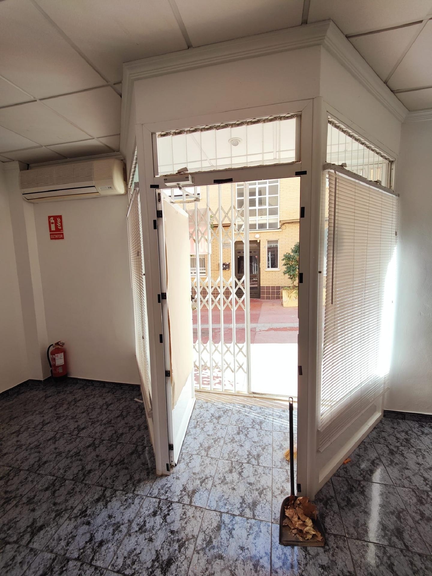 till salu lokal Vista Alegre Huerta De Murcia 3