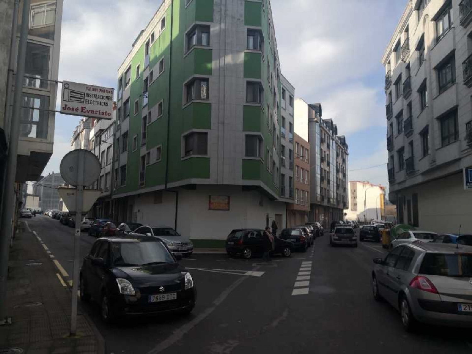  till salu lokal Vivente Bergantiños 1