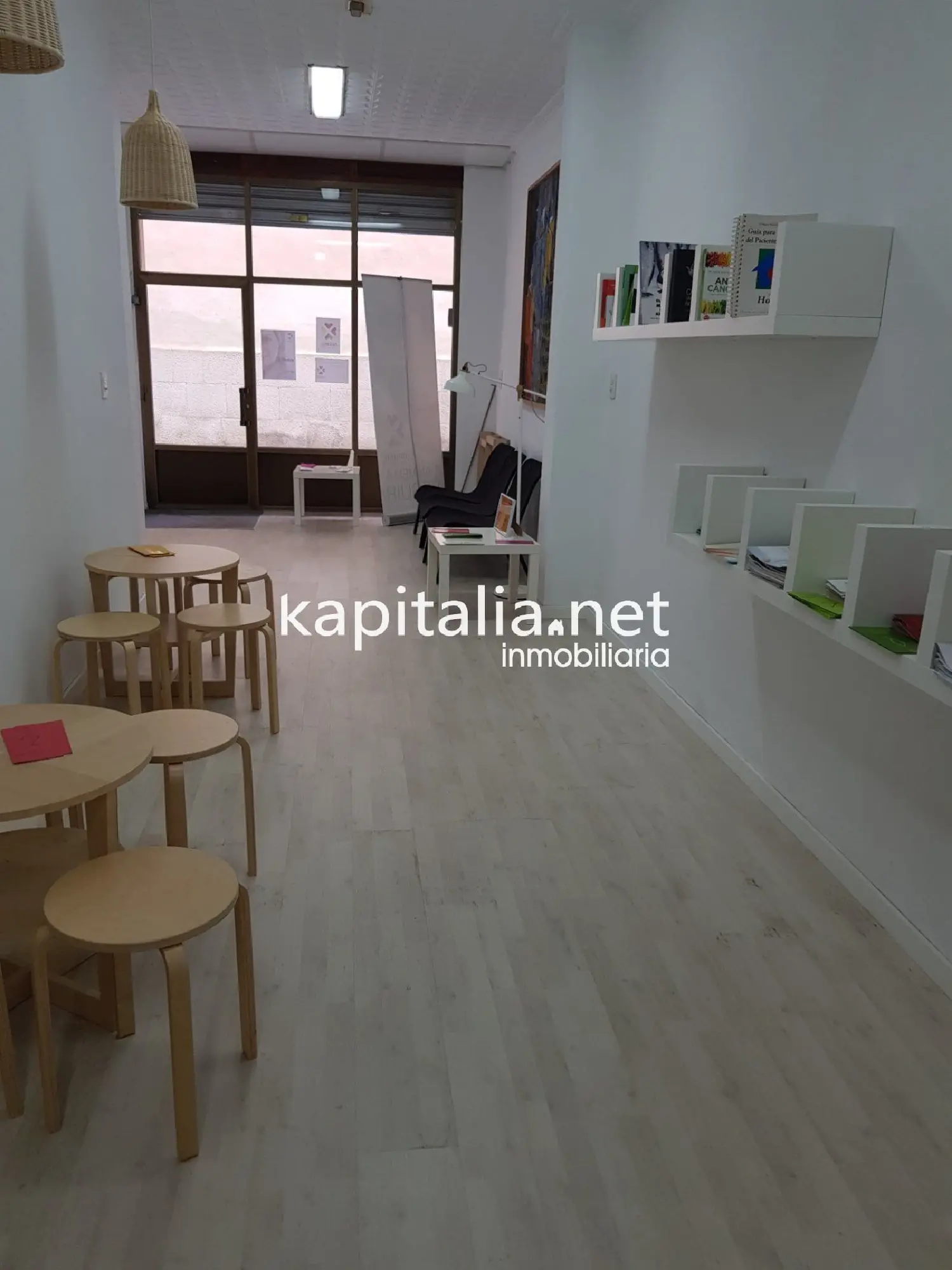  till salu lokal Vizcota Serranos (Los) 1