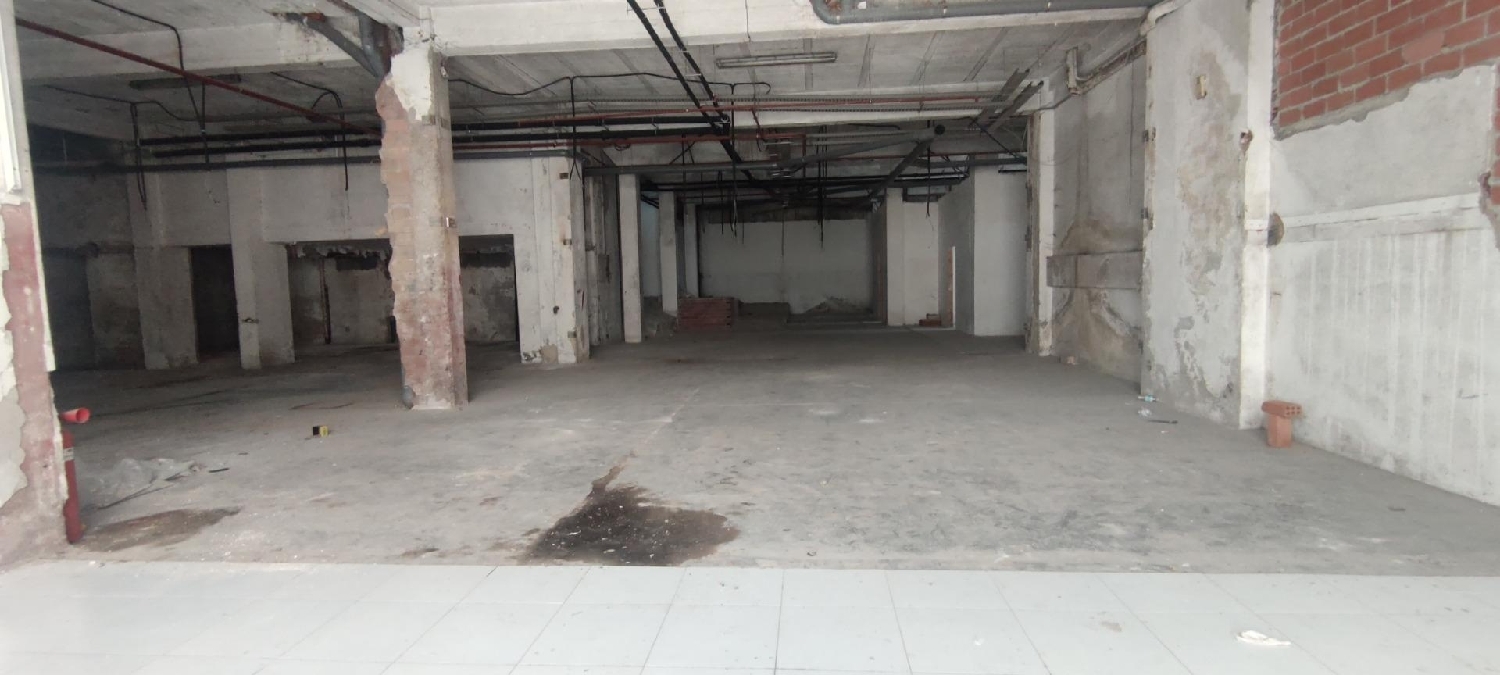 till salu lokal Zona Plaza De Toros Pontevedra 2