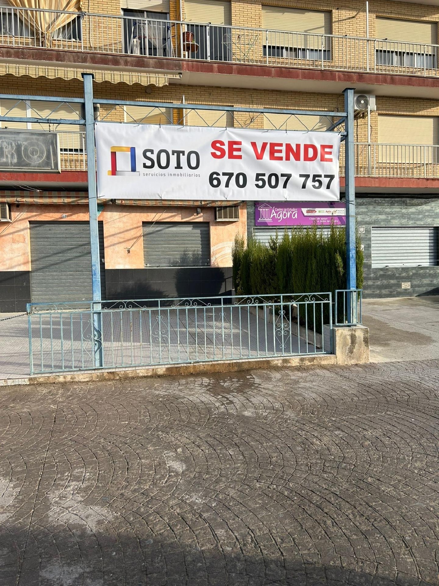 till salu lokal Zujaira Vega De Granada 3