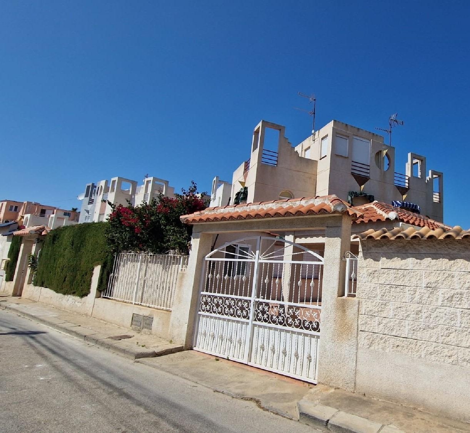  till salu parhus El Chaparral Baix Segura 1