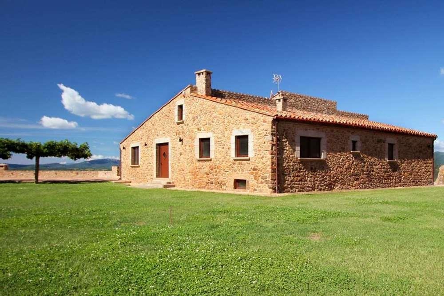 till salu parhus Requesens Alt Empordà 3