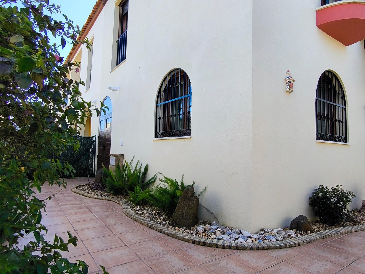  till salu parhus Villa Antonia Costa Occidental 8