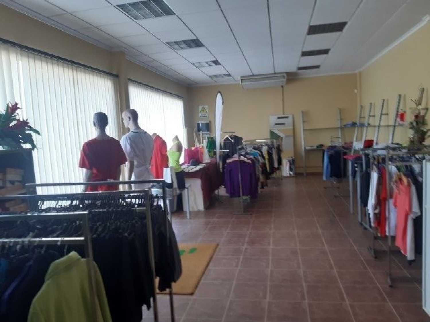till salu butik Cap Martí Marina Alta 2