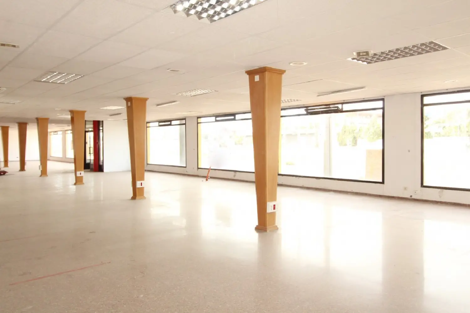 till salu butik Aspe Vinalopó Mitjà 2