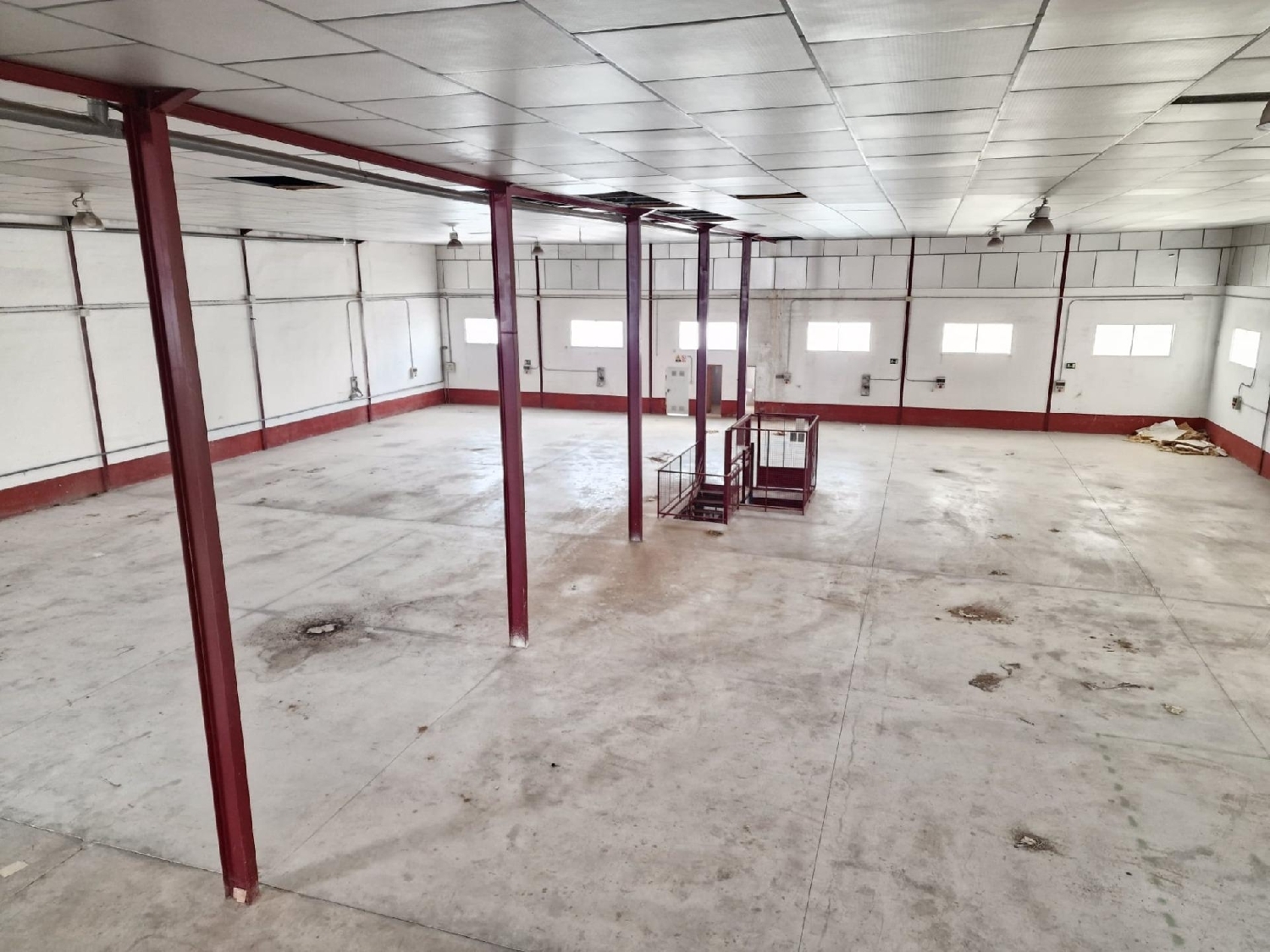 till salu butik Aspe Vinalopó Mitjà 2