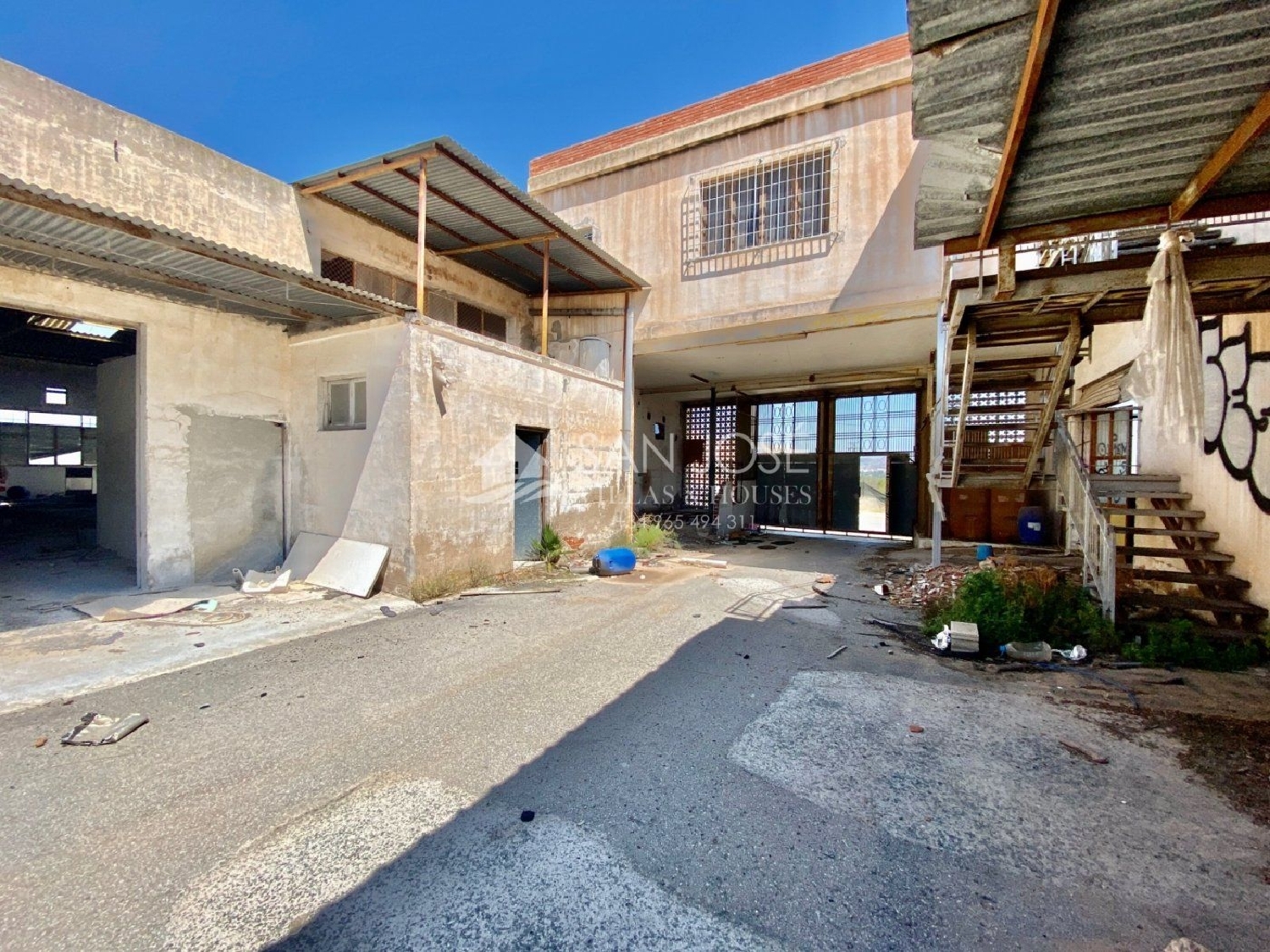  till salu butik Aspe Vinalopó Mitjà 6