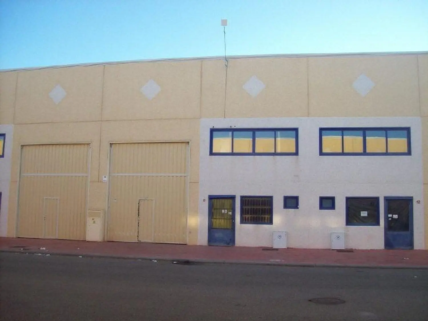  till salu butik Burguillos Vega Del Guadalquivir 1