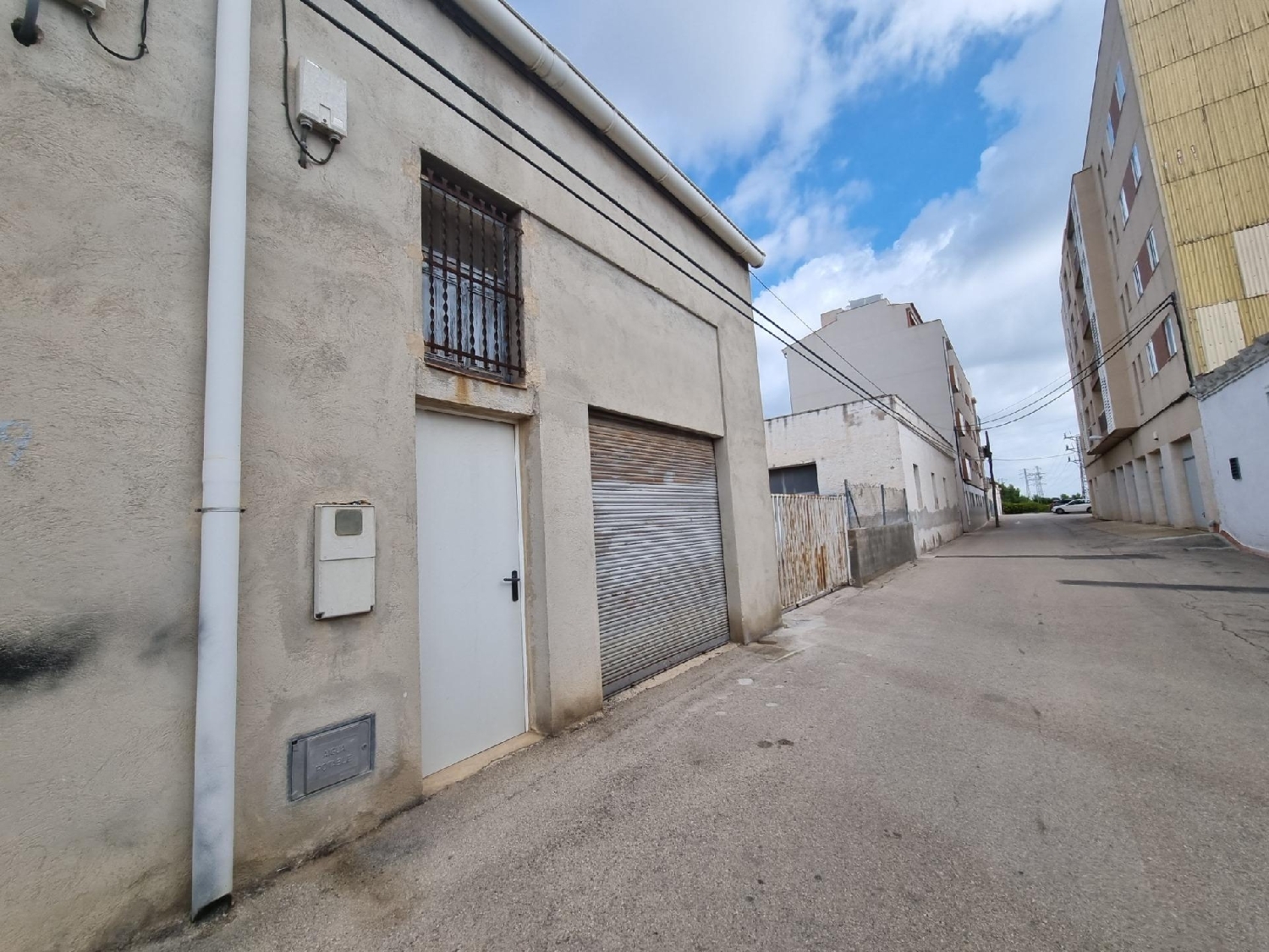  till salu butik Calafat Baix Ebre 1