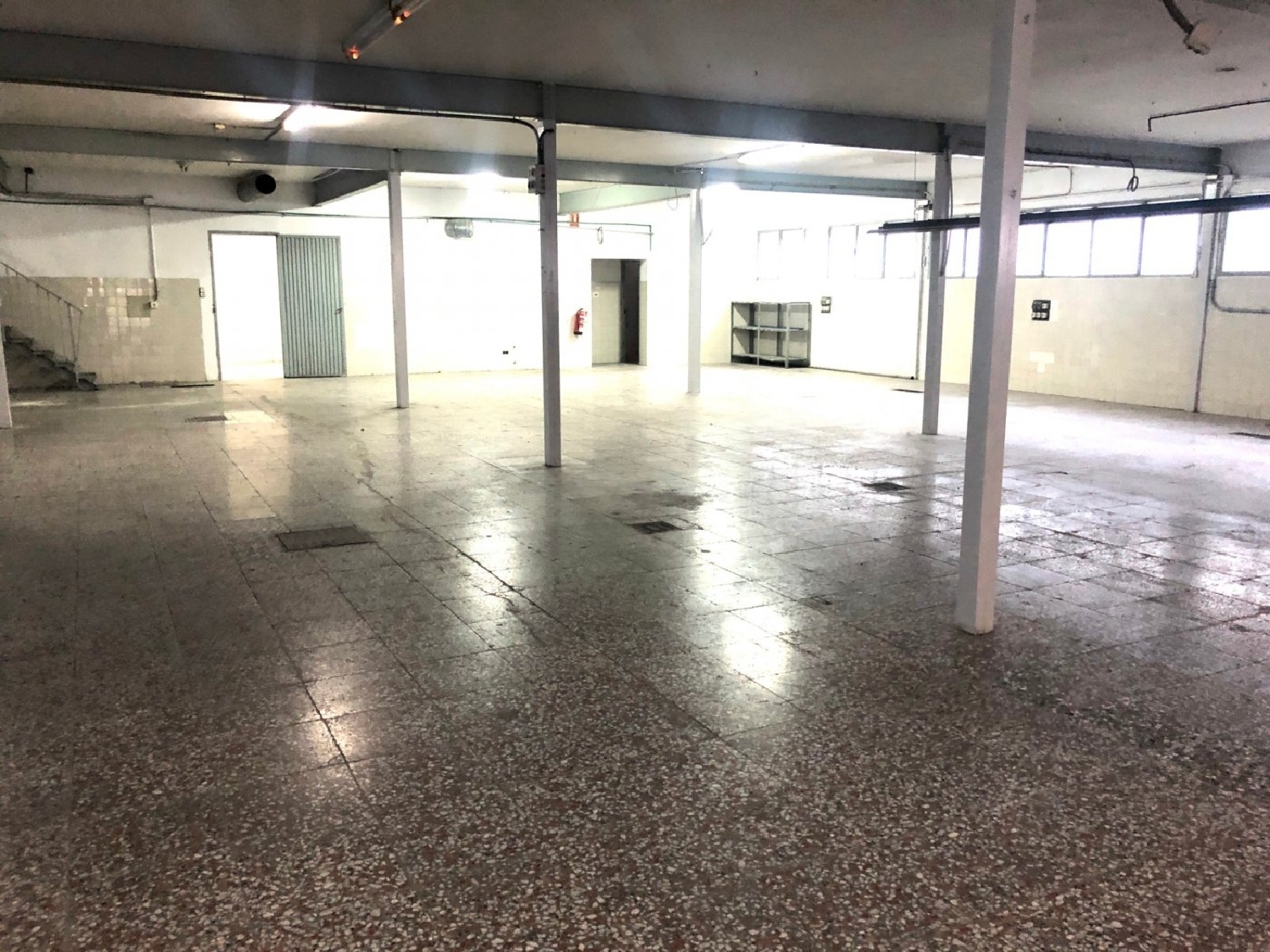 till salu butik Penya Les Aguiles Baix Vinalopó 3