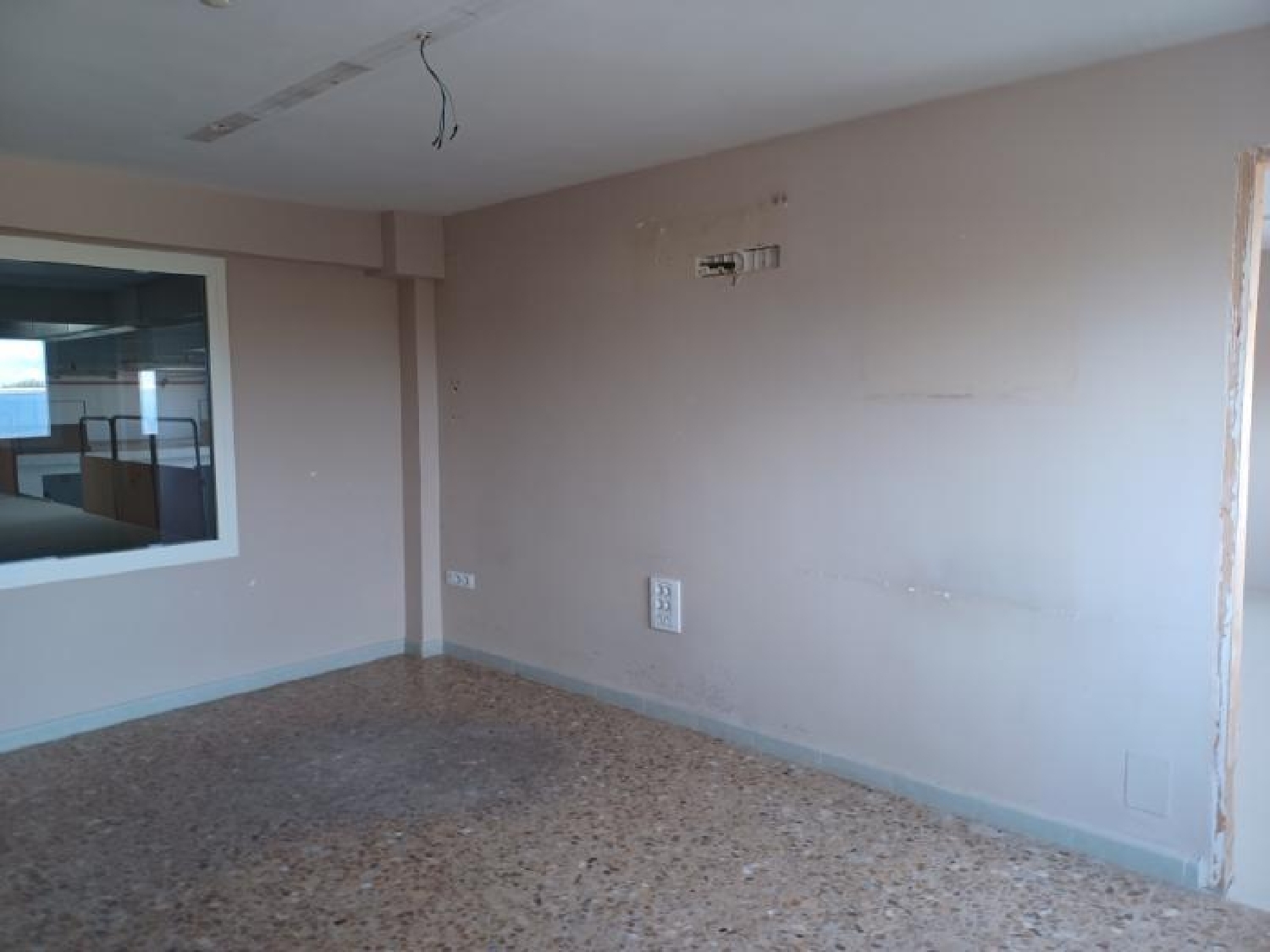  till salu butik Casetas D.C. Zaragoza 8