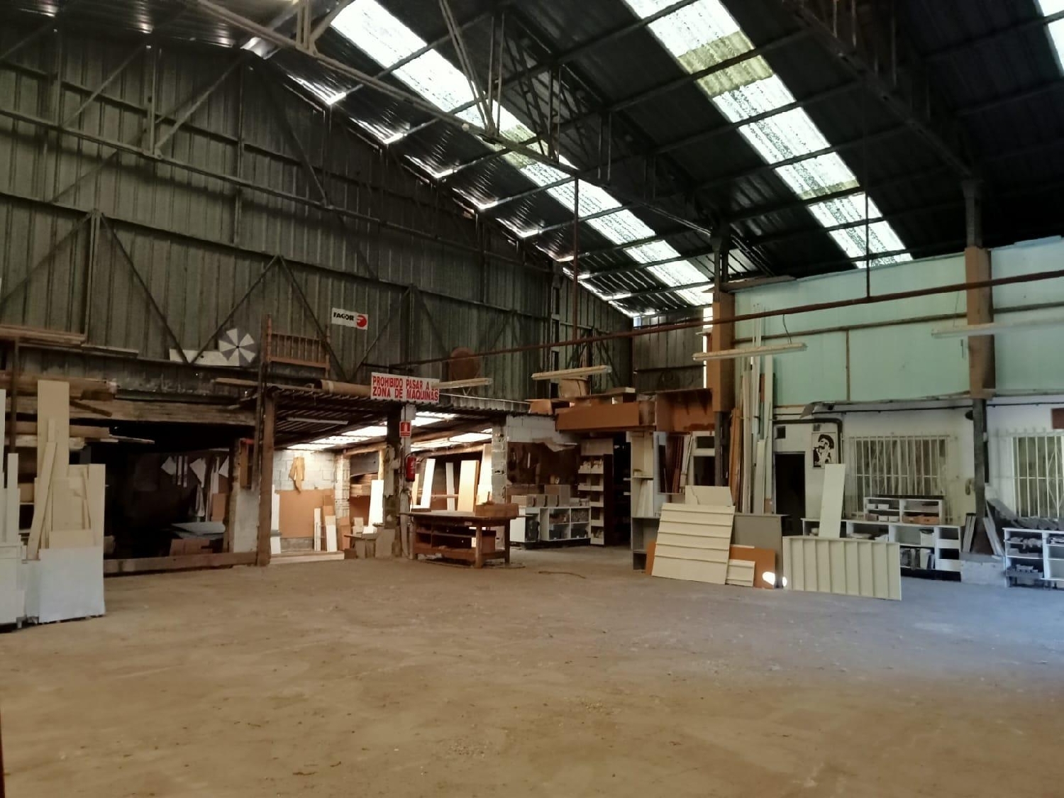  till salu butik Columbrianos Bierzo (El) 4