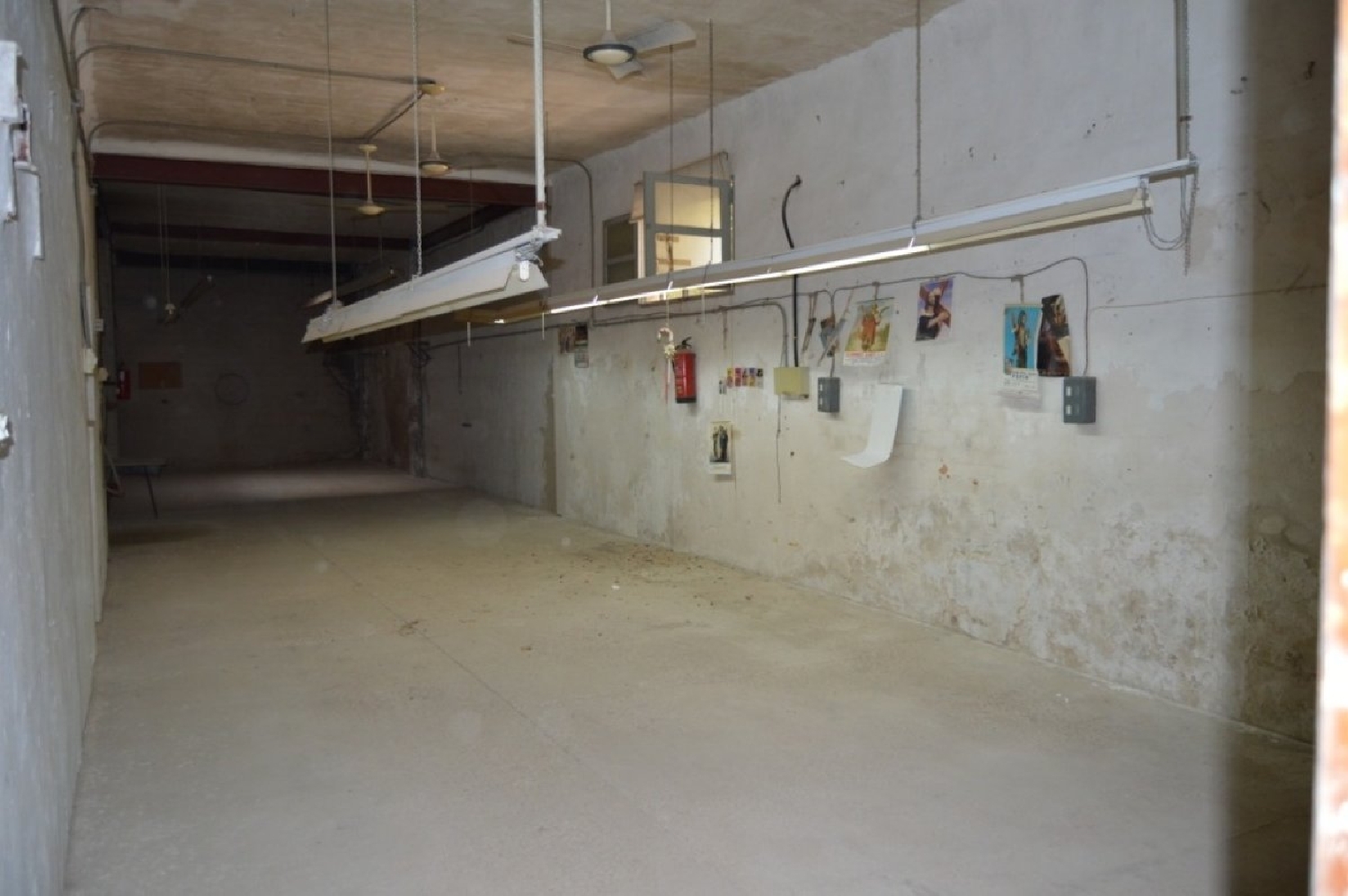  till salu butik Crevillent Baix Vinalopó 1