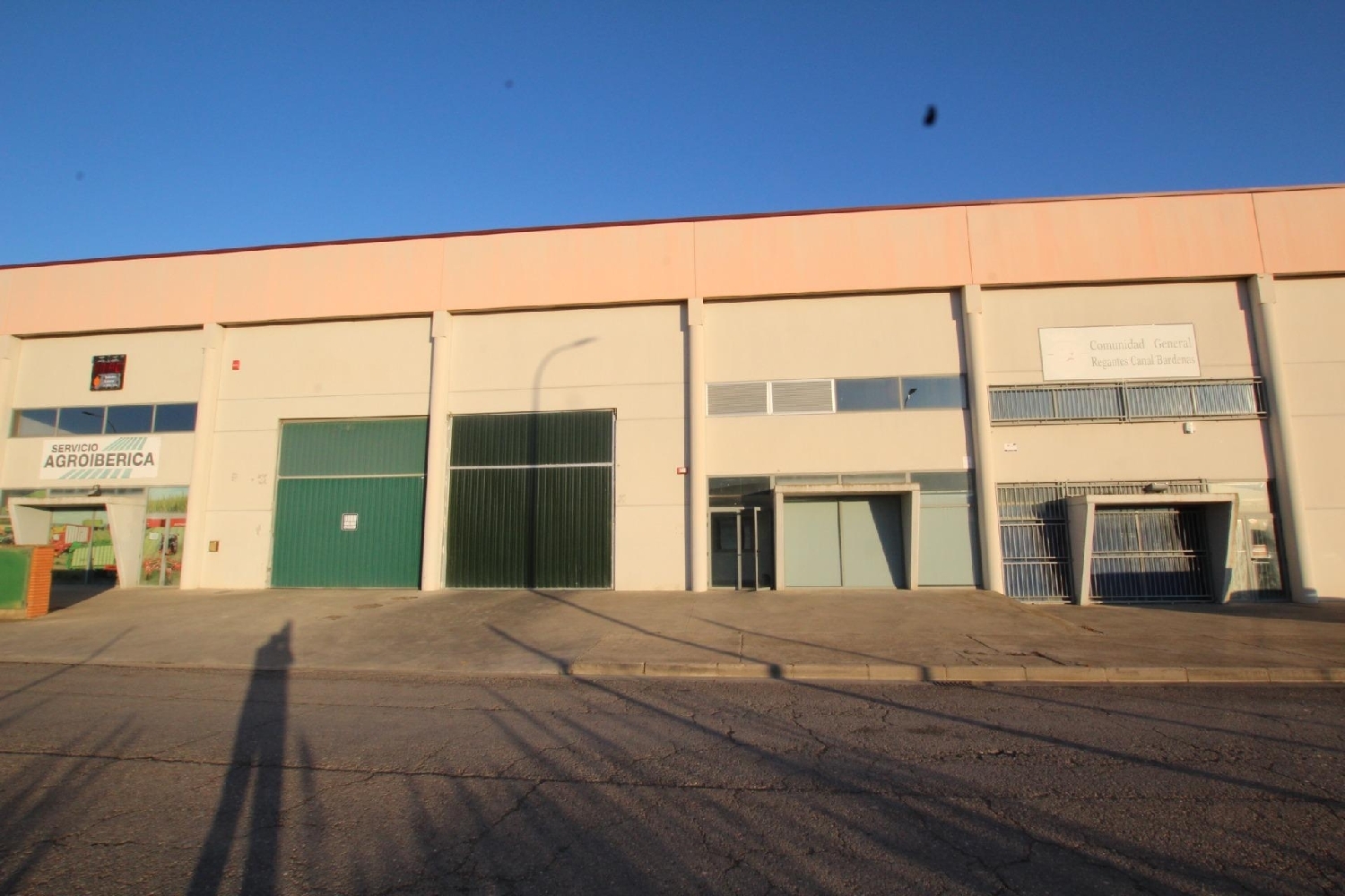  till salu butik Ejea De Los Caballeros Cinco Villas 1