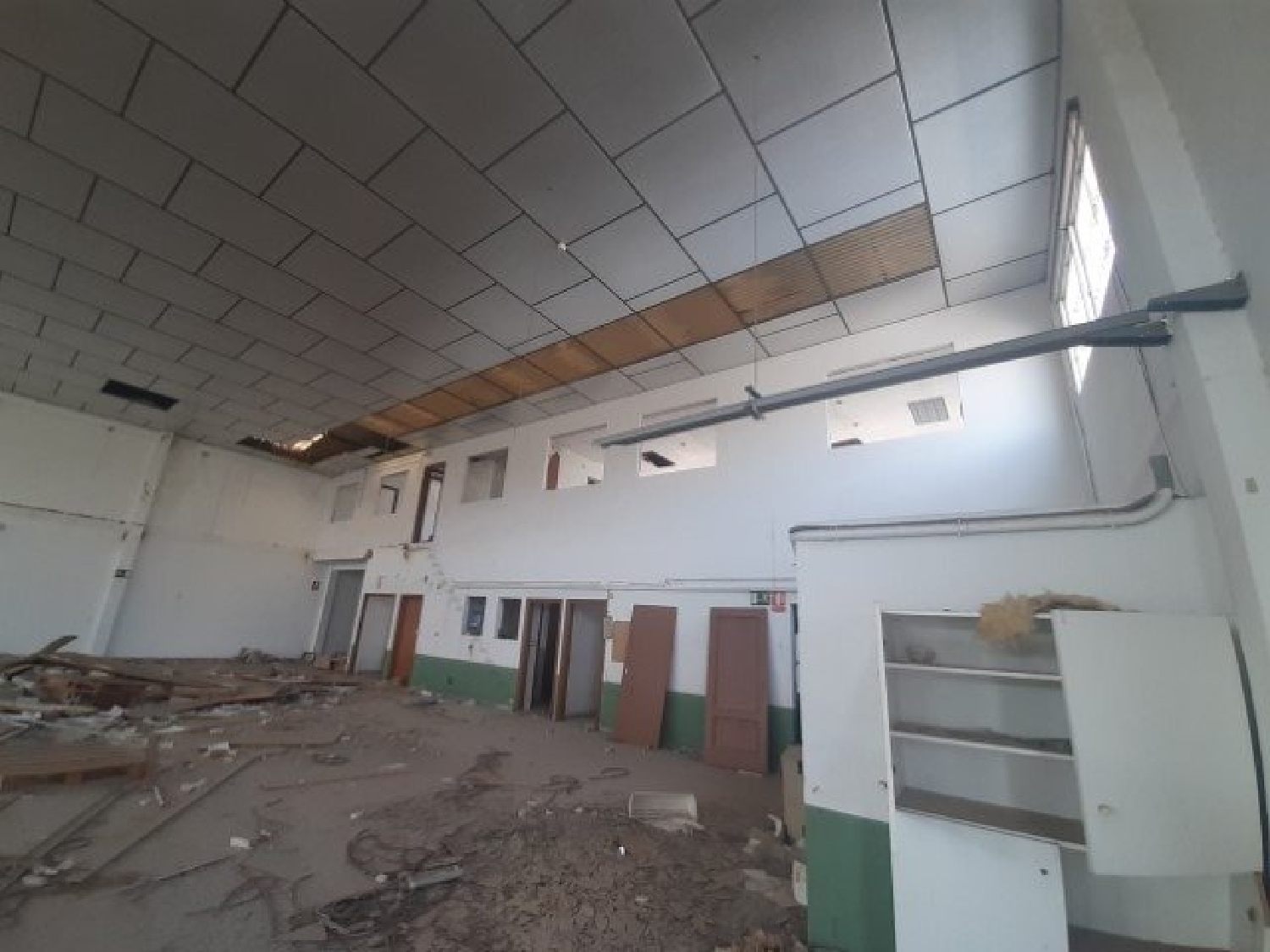 till salu butik Elda Vinalopó Mitjà 2