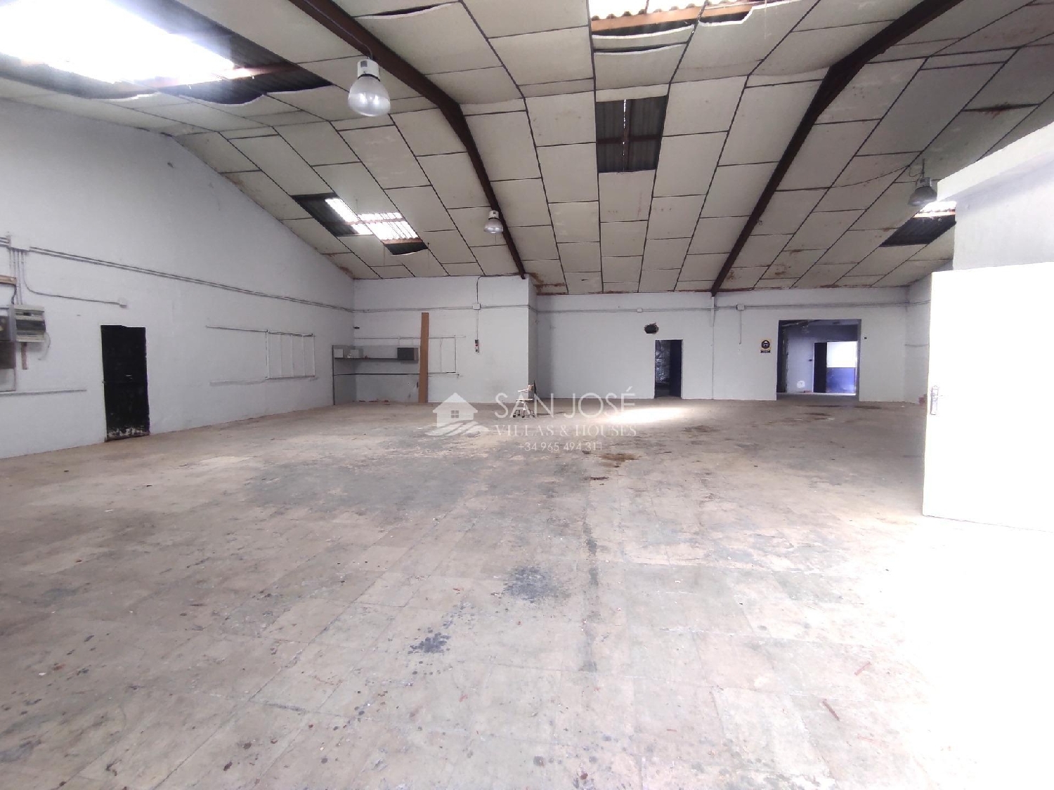 en venta comercio Novelda Vinalopó Mitjà 3