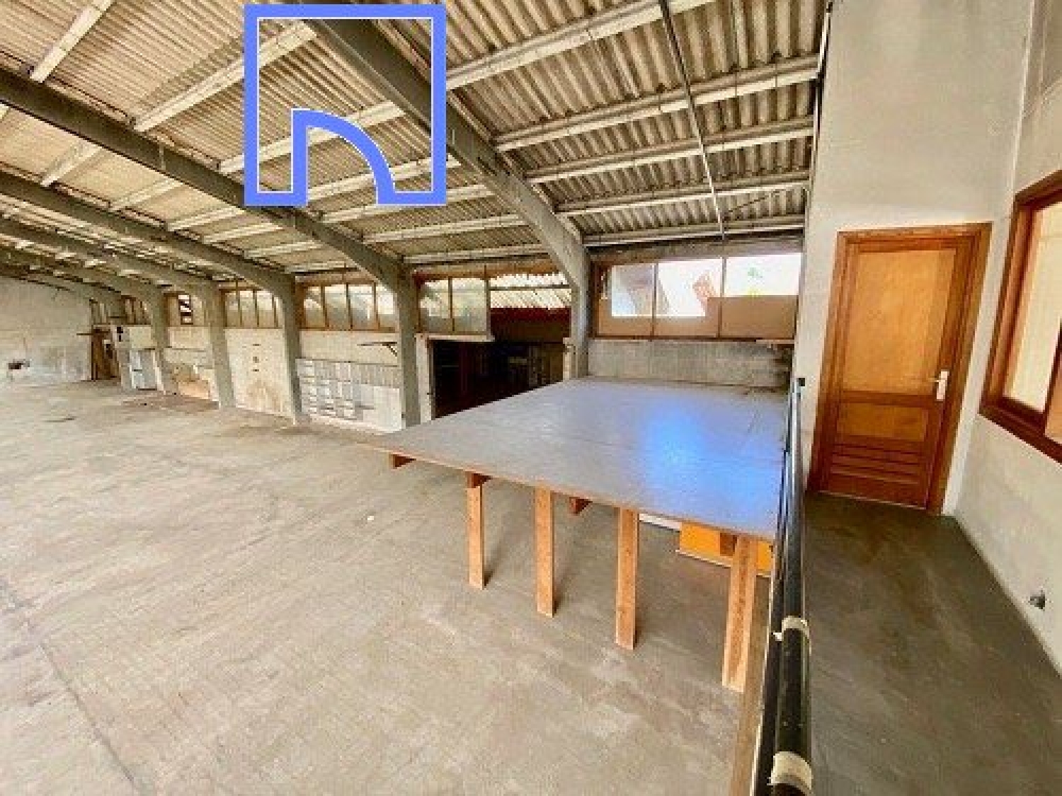  till salu butik Erasote Noroeste 6