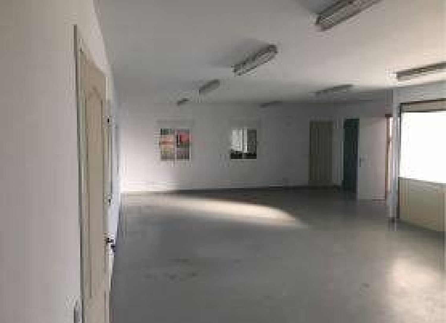  till salu butik Fabrica Blanca Bages 7