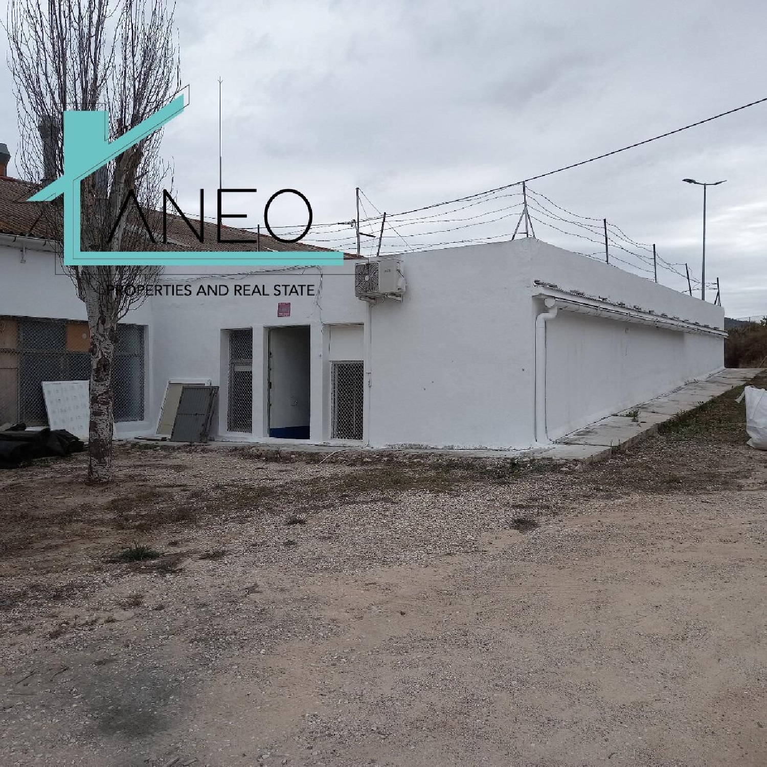  till salu butik Fondó Vinalopó Mitjà 2