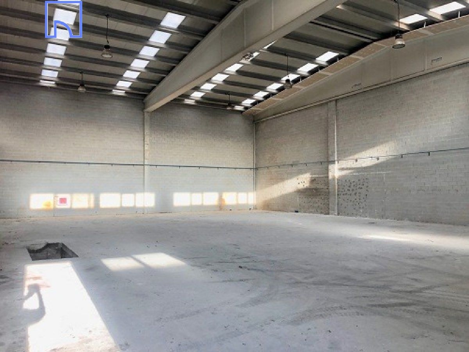  till salu butik Huarte Pamplona 2