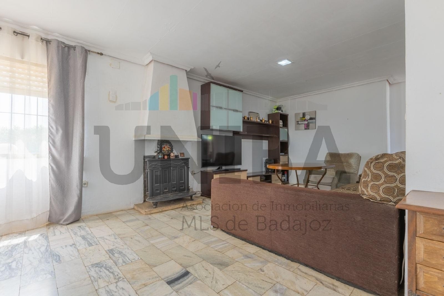  till salu butik Huerta Rosales-Las Vaguadas-Llera Badajoz 7