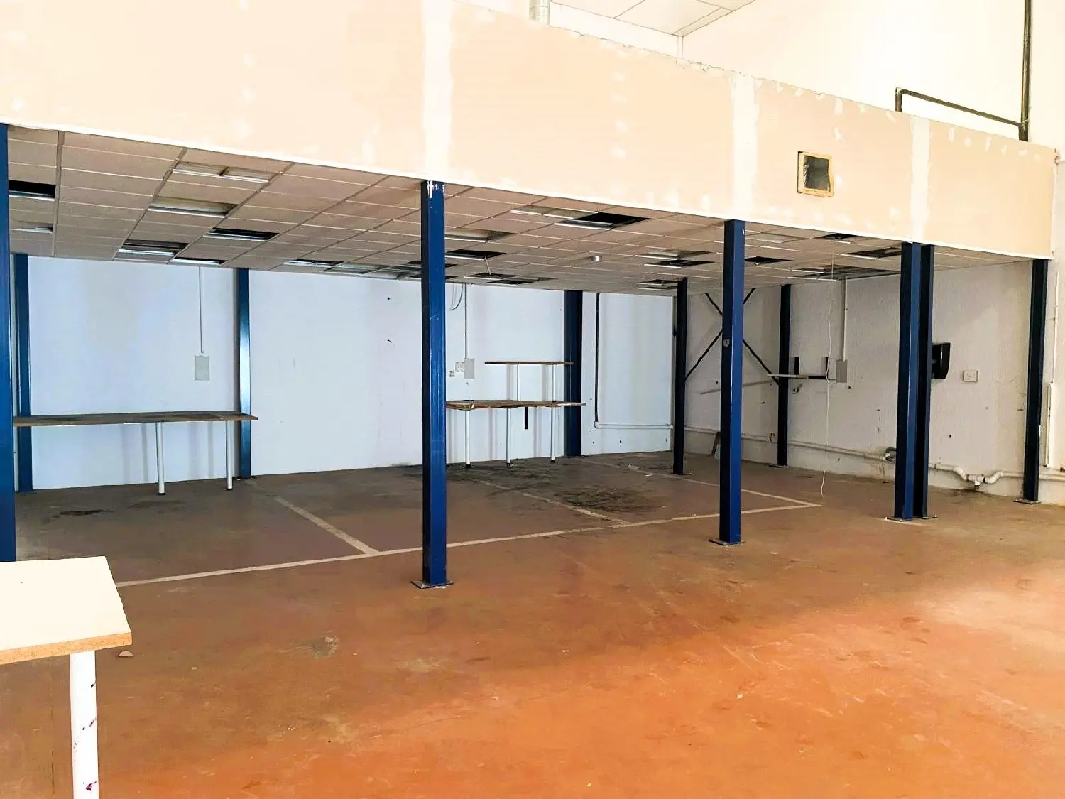 till salu butik El Nevero Metropolitana De Sevilla 4